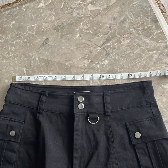 Cargo shorts - Picture 6 of 7